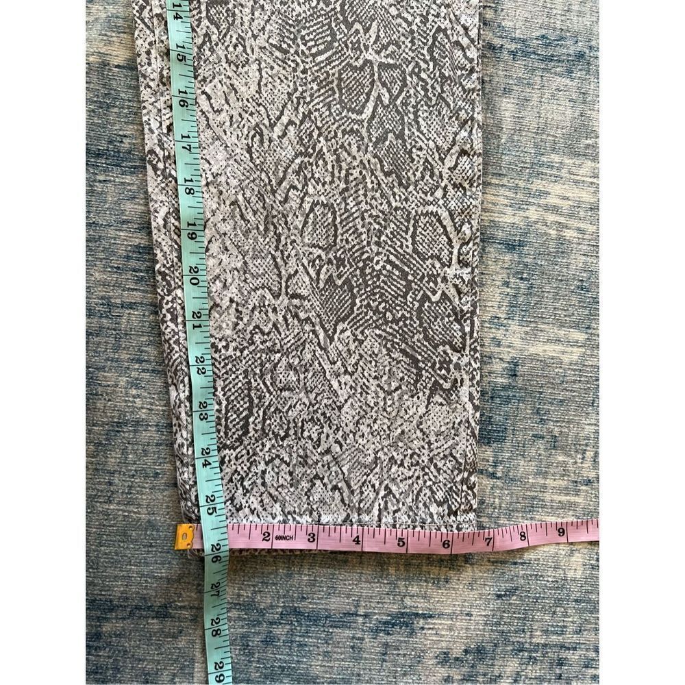 Ruby Rd Gray Snake Print Cropped Denim Jeans Size 10 - Picture 5 of 6